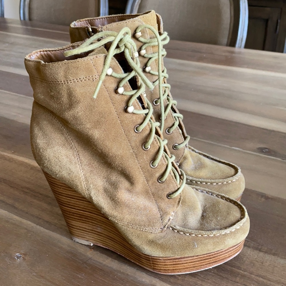 Coach boots